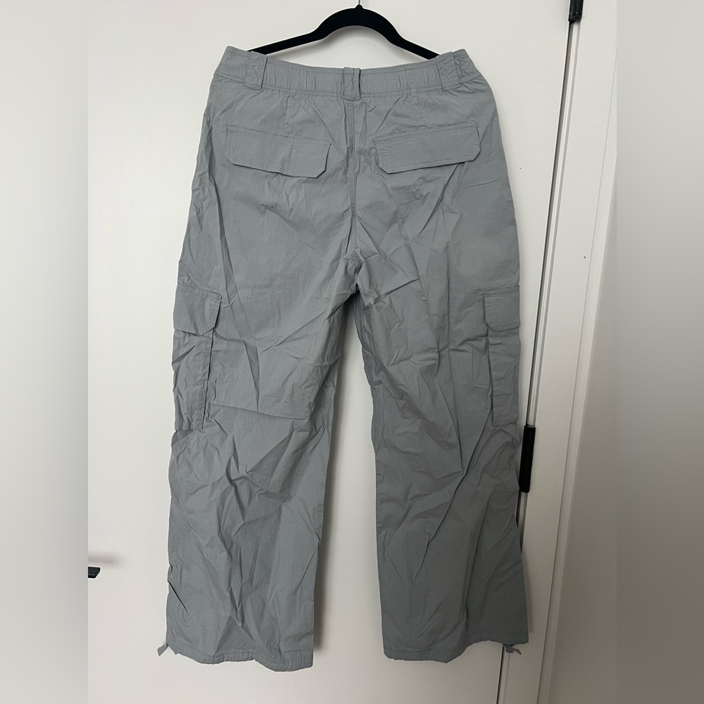 Abercrombie NWT Gray Cargo Pants Sz Small Short